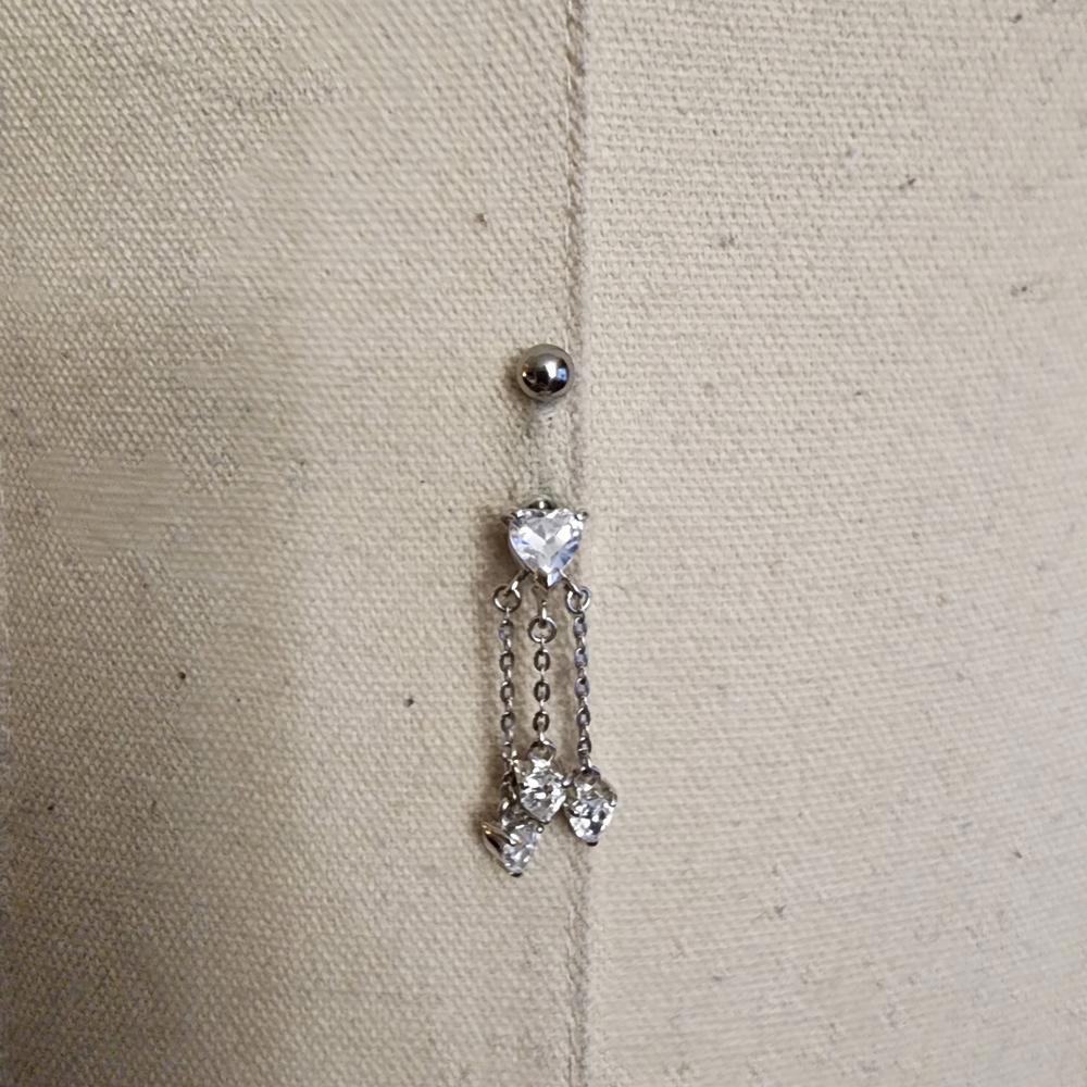 Silver Heart Dangle Belly Button Ring - image 4